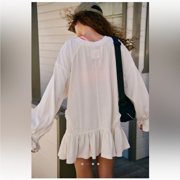 Free People NWT Spring Forward Tunic Size Medium in Pastel Peach Combo - Picture 2 of 12